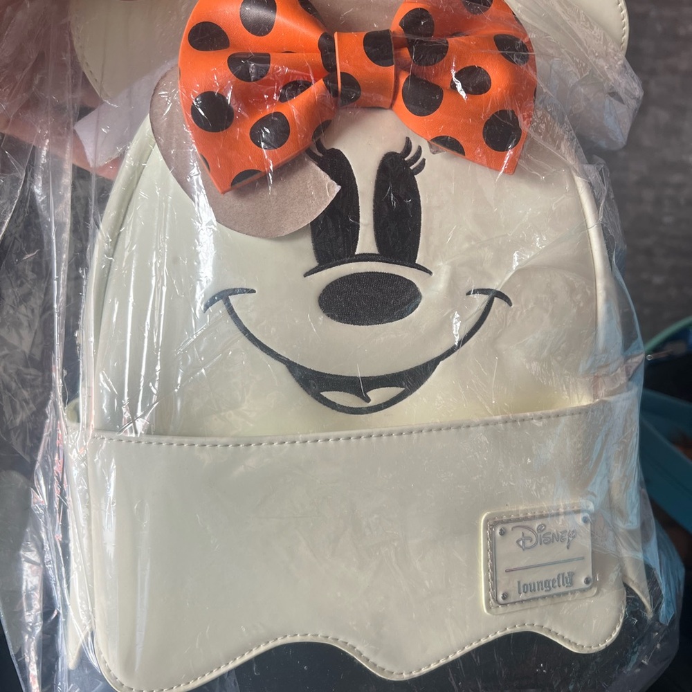Loungefly Cream and Orange Bag with Disney Charm